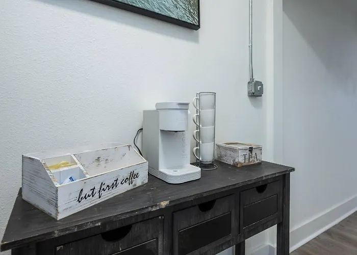 Unit 10 Cozy Convenient Near Offers * Pensacola