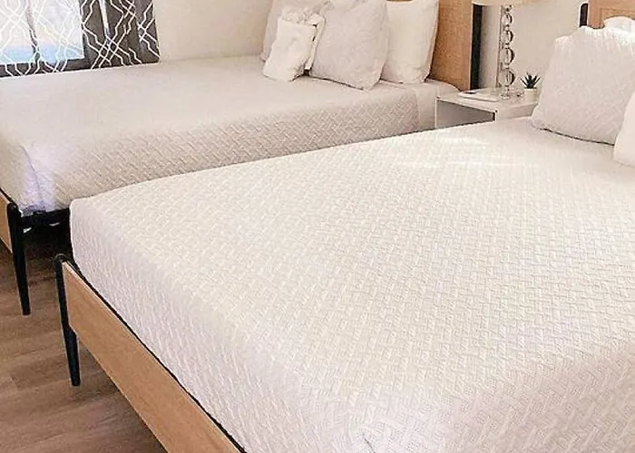 Unit 10 Cozy Convenient Near Offers * Pensacola